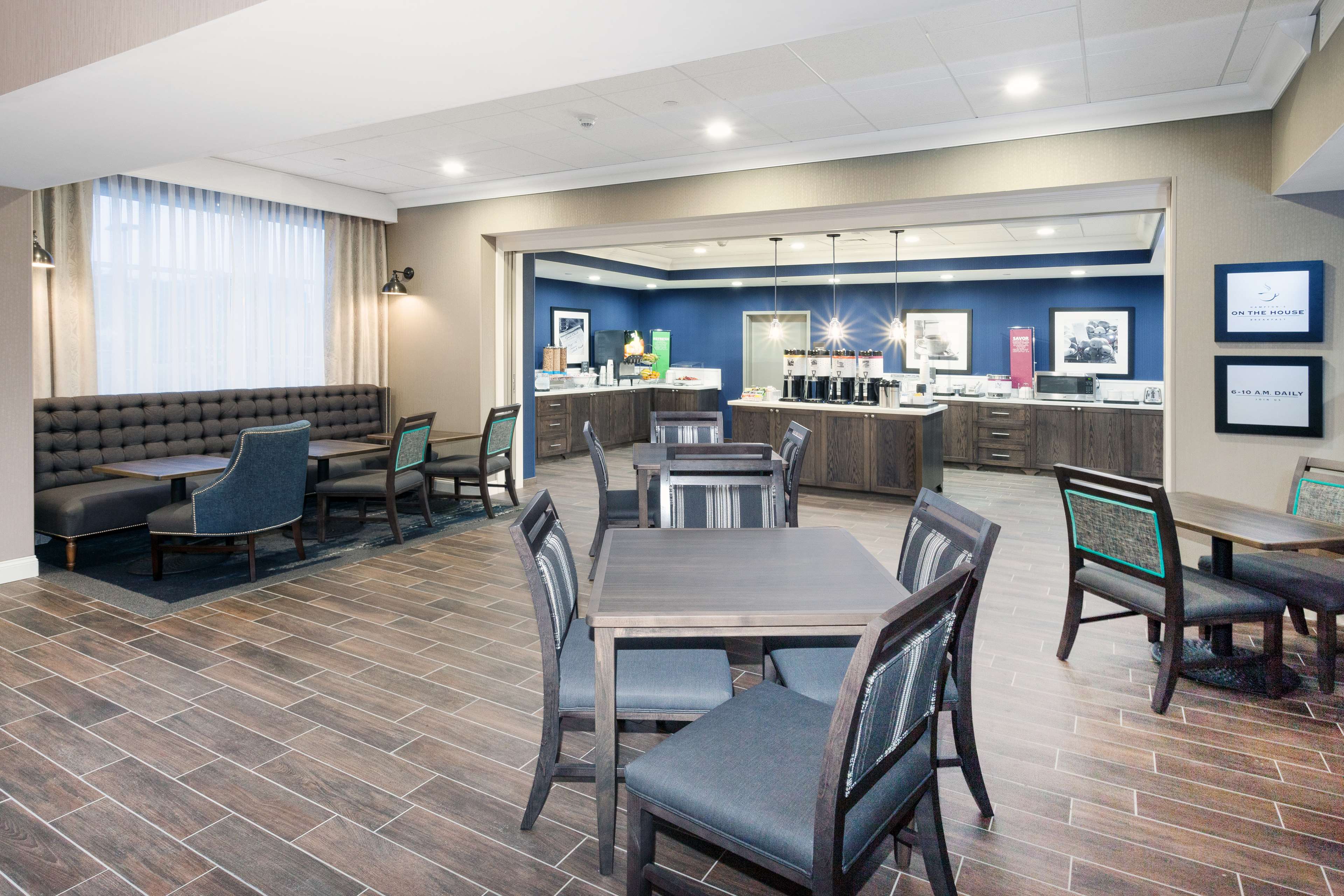 Hampton Inn by Hilton Kennebunk Kennebunkport - photo 19