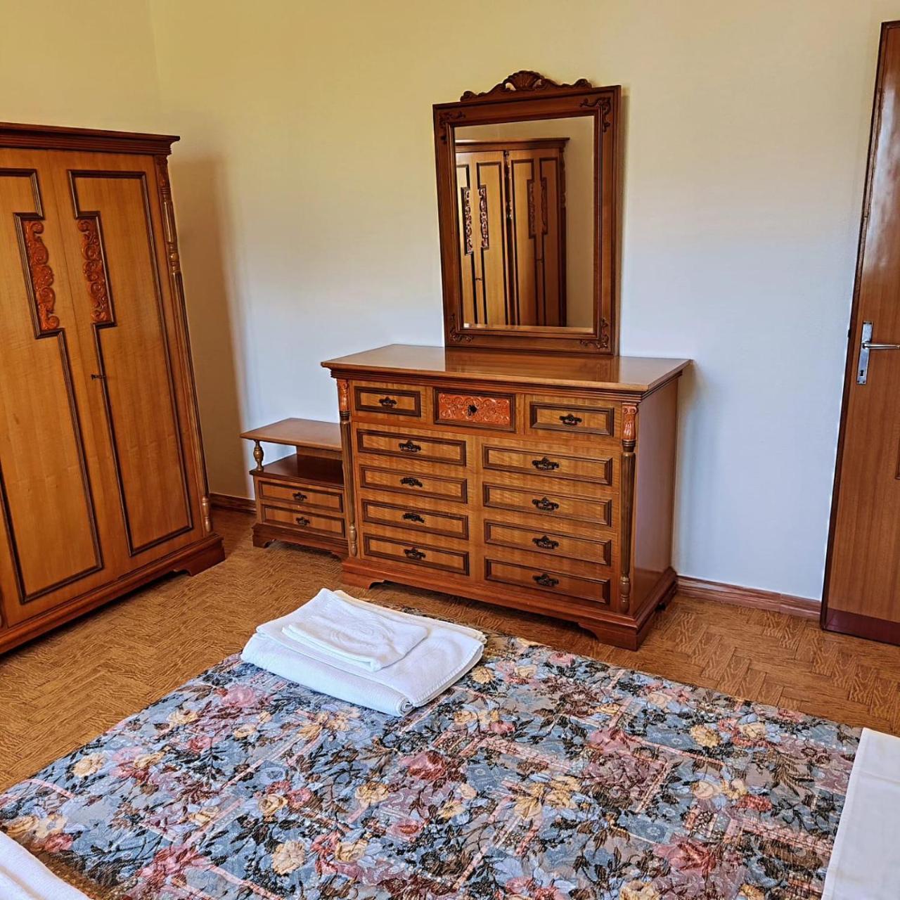 Housecurti1 — 4-Star Luxury Hotel in Sorico, Italy