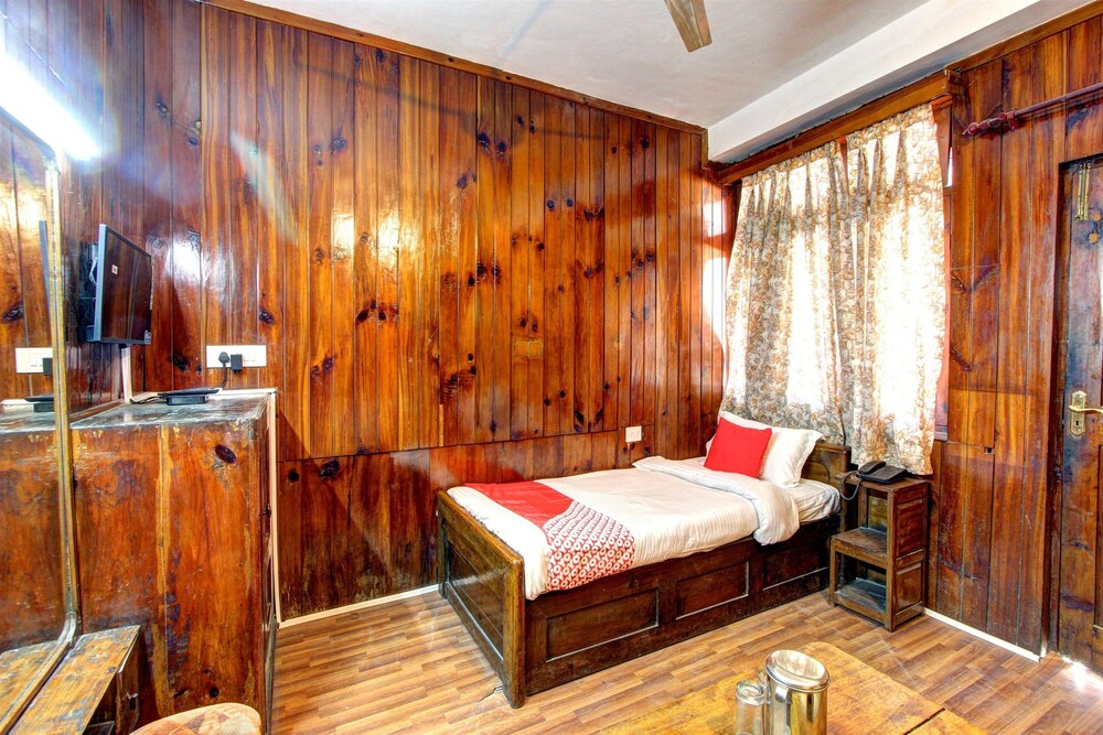 Oyo 19767 Hotel Naman in Kulu, India