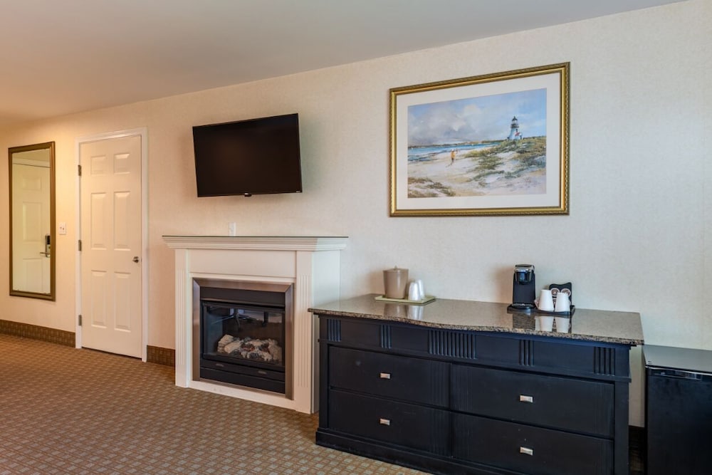 Ogunquit Hotel & Suites - photo 22