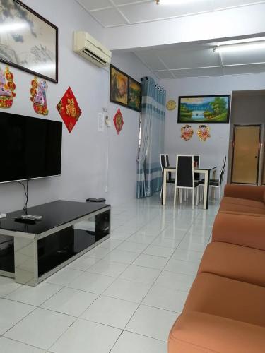 Yitom Homestay易通民宿 in Sungai Besar, Malaysia