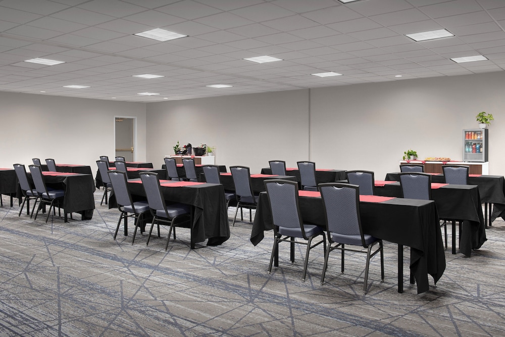 Holiday Inn Express Spokane Airport by IHG - photo 40