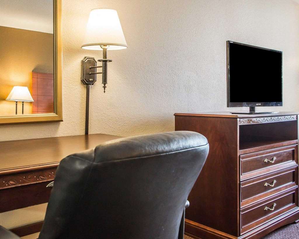 Quality Inn & Suites Middletown Franklin - photo 16