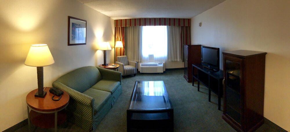 E Hotel Banquet & Conference Center - photo 26
