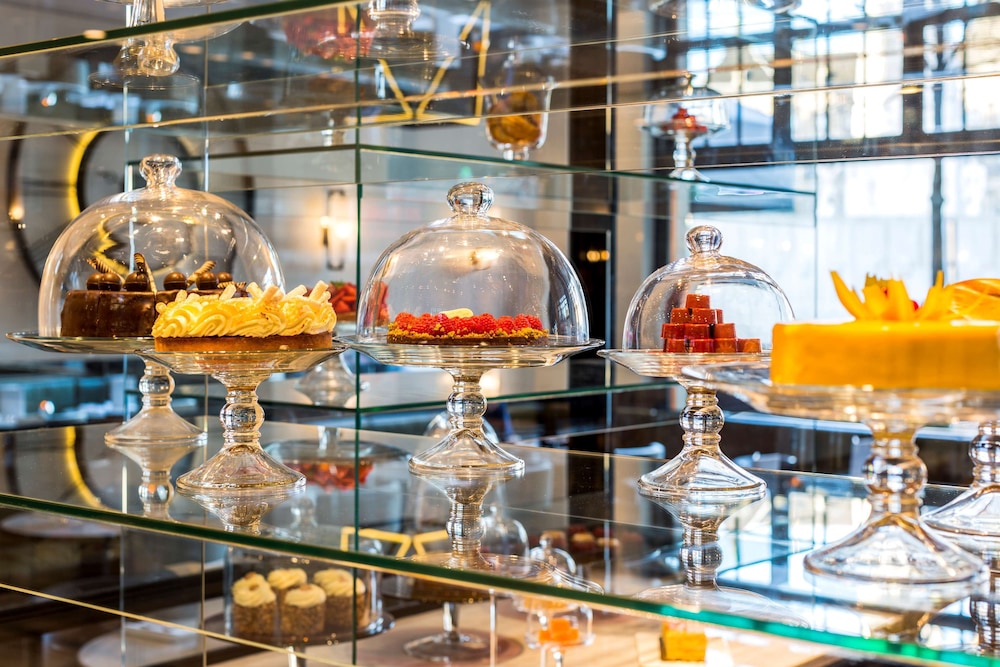 מזון ומשקאות