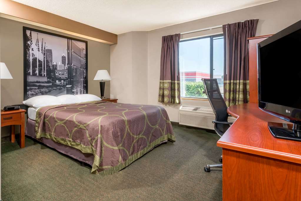 Super 8 by Wyndham Jasper - photo 13