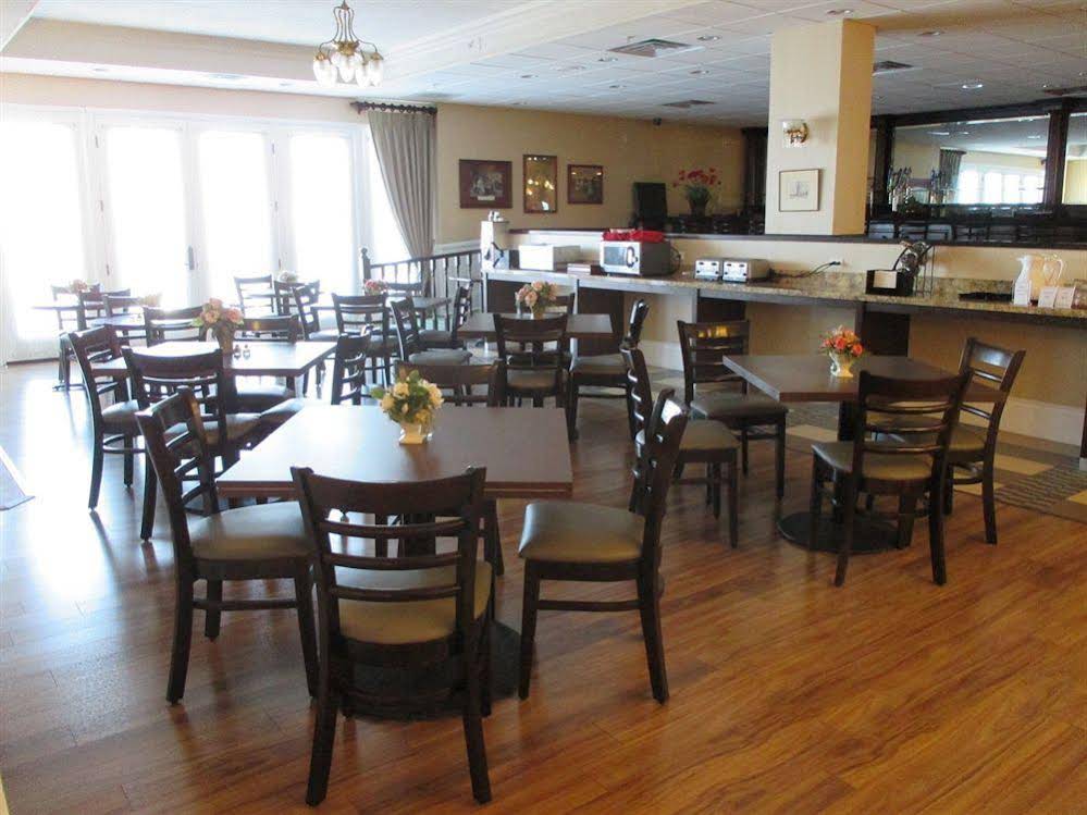 Best Western Plus San Pedro Hotel & Suites - photo 15