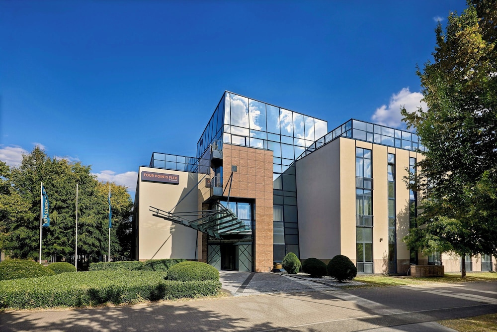 Four Points Flex By Sheraton Ratingen Dusseldorf Airport — Ratingen