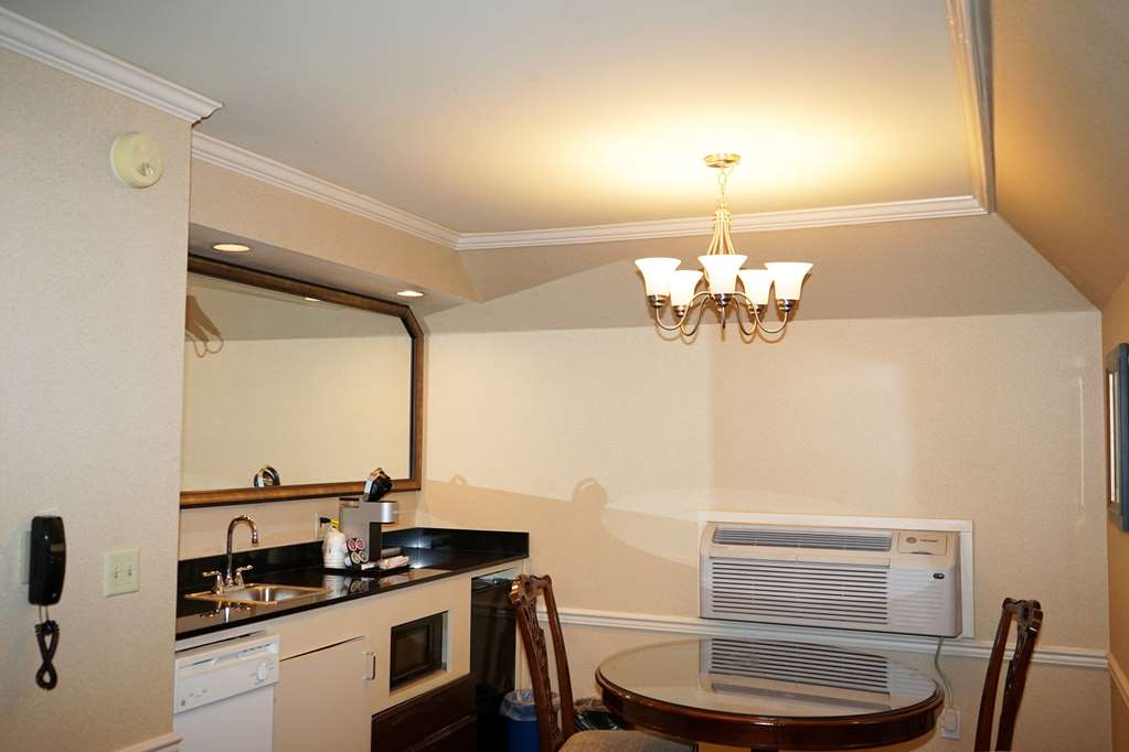 Wingate by Wyndham Bellingham Heritage Inn - photo 18