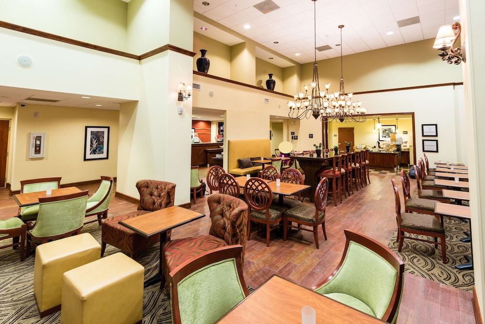 Hampton Inn & Suites by Hilton Tomball Houston NW - photo 31