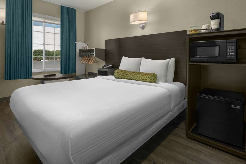 SureStay Hotel by Best Western San Diego Pacific Beach - photo 15