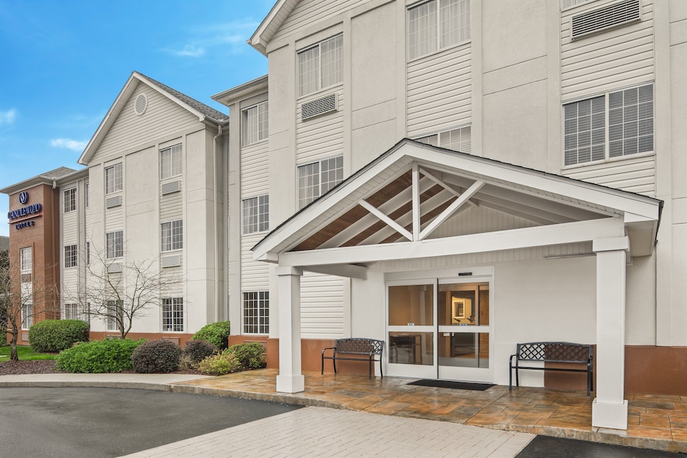 Candlewood Suites Charlotte Arrowood by IHG - photo 30