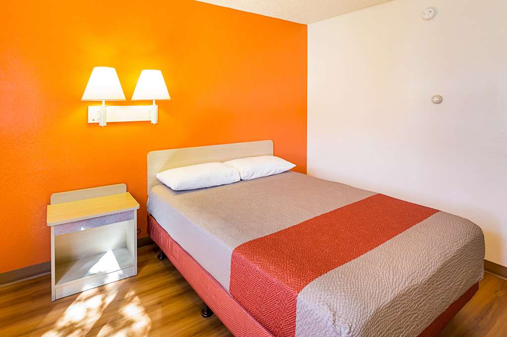 Motel 6 Spokane WA East - photo 11