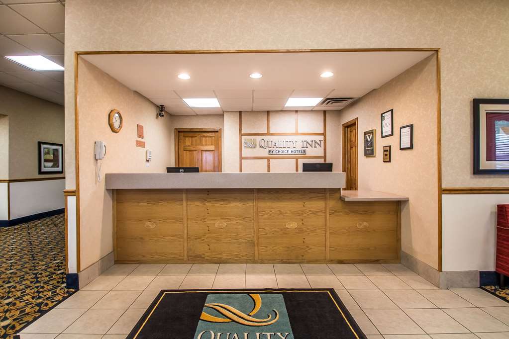 Quality Inn Morris I 80 - photo 4
