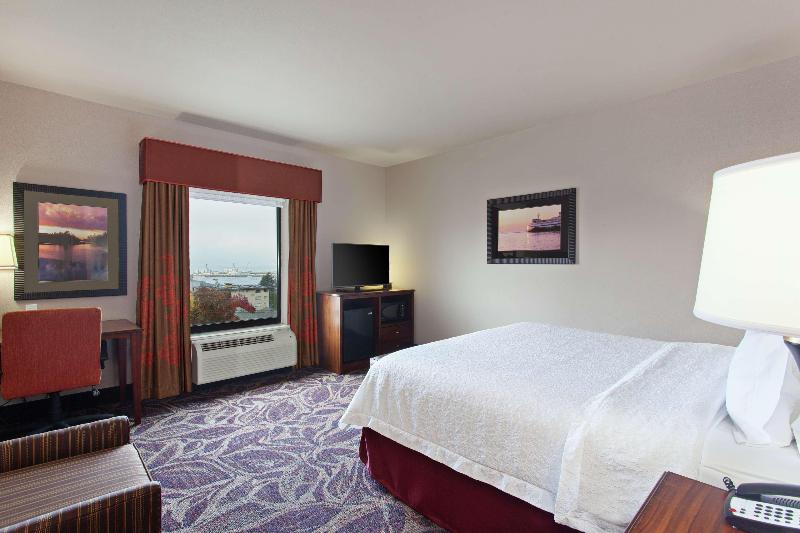 Hampton Inn Seattle Everett - photo 106