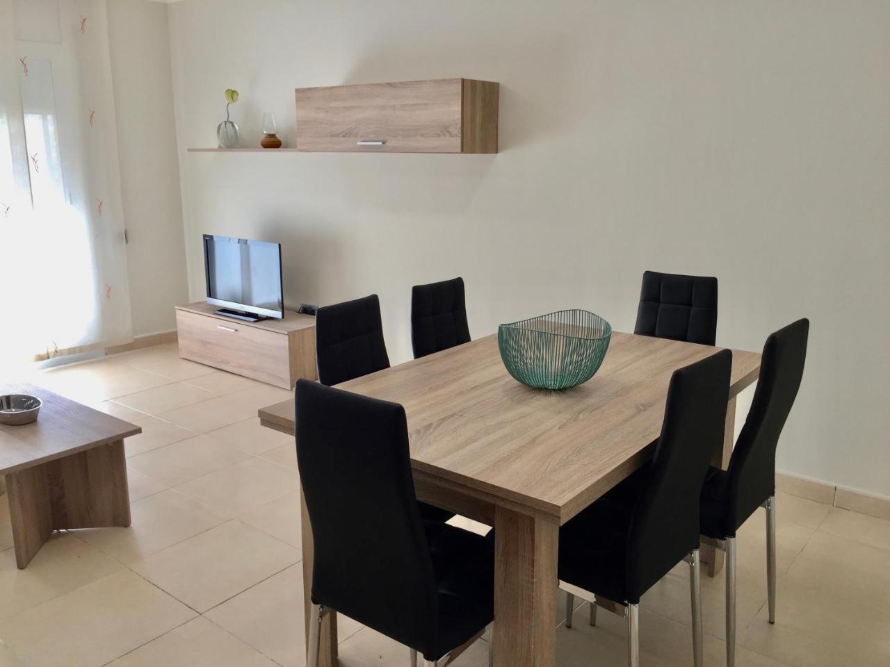 Piso Céntrico De 100 M2 — 4-Star Luxury Hotel in Girona, Spain
