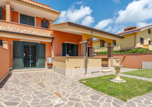 Garden Villa Free Parking Wi fi e Netflix — 4-Star Luxury Hotel in Fiumicino-Isola Sacra, Italy