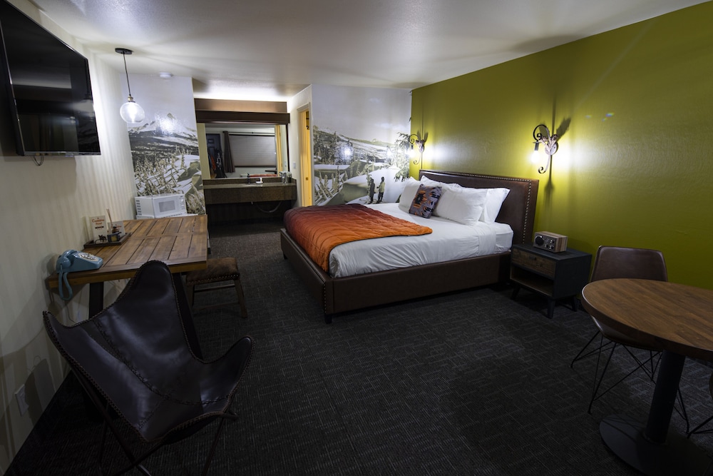Campfire Hotel - photo 7