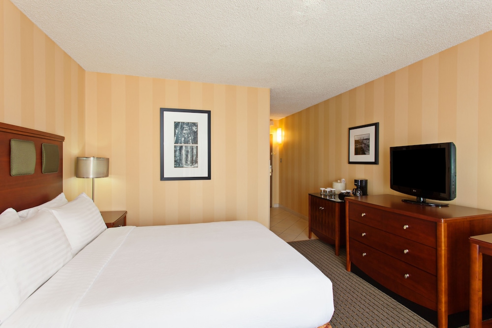 Holiday Inn Sacramento Downtown Arena by IHG - photo 9