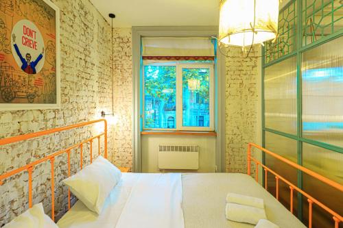 Unique and Beautiful 1BR Apt in Historic Tbilisi by Wehost