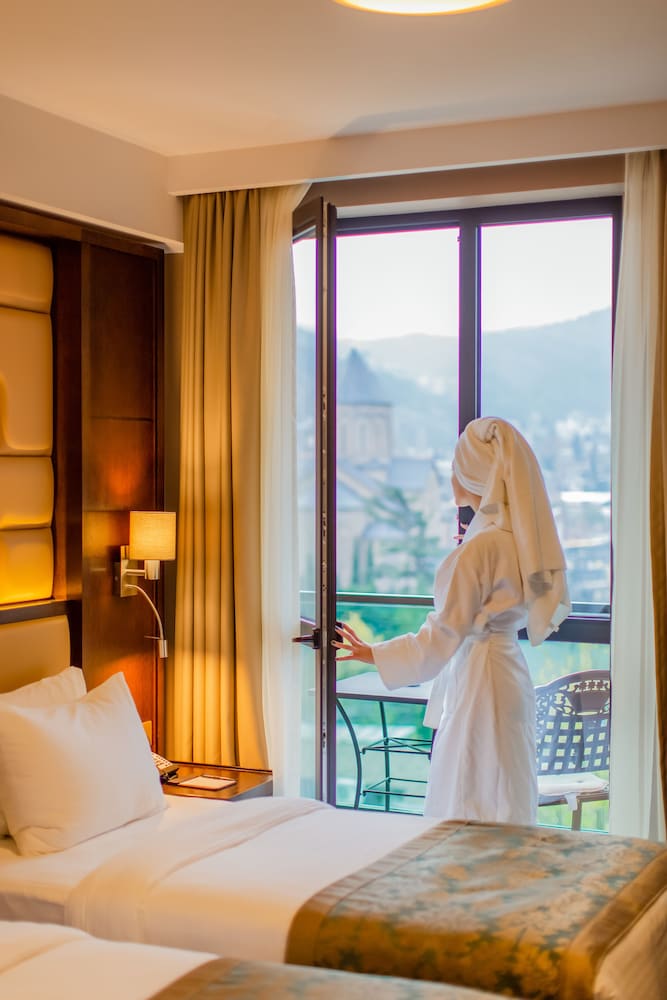 Kmm Hotel - last minute hotel in Tbilisi