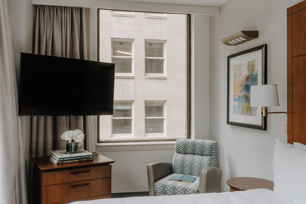 Club Quarters Hotel Central Loop Chicago - photo 9
