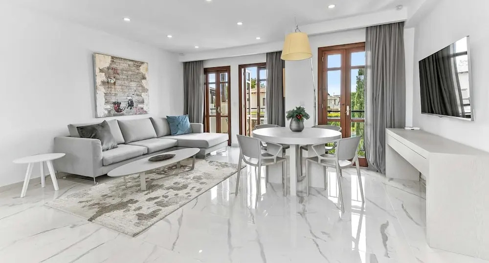 Apartment Db12 Aether