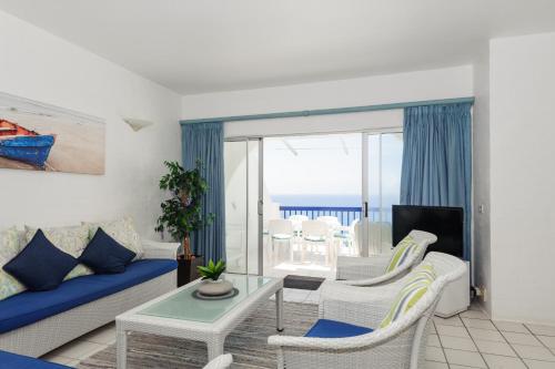 Santorini Perissa 3 — 4-Star Luxury Hotel in Ballito, South Africa