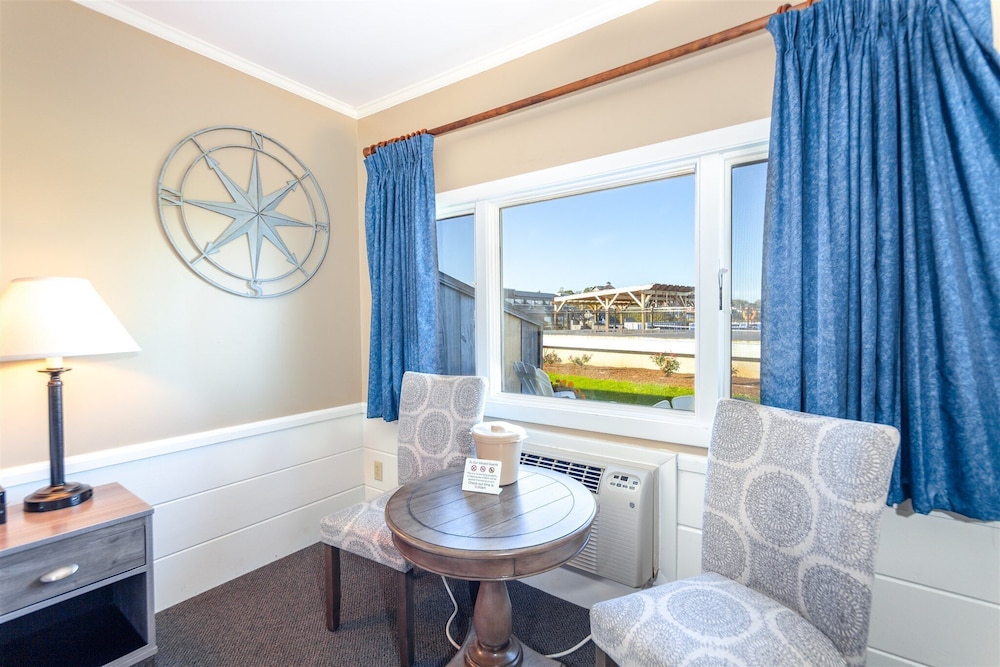 The Provincetown Inn - photo 17