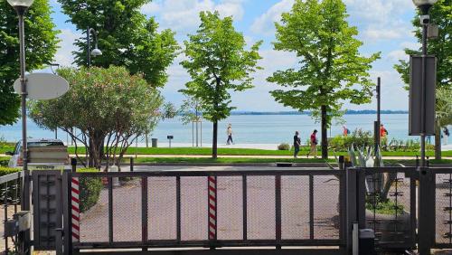 Garda Moments Apartment — 4-Star Luxury Hotel in Desenzano Del Garda, Italy