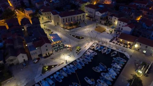 Apartman Marija — 4-Star Luxury Hotel in Tisno, Croatia