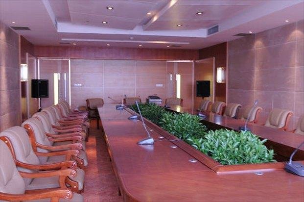Longteng International Hotel — 4-Star Luxury Hotel in Yulin, People's Republic of China
