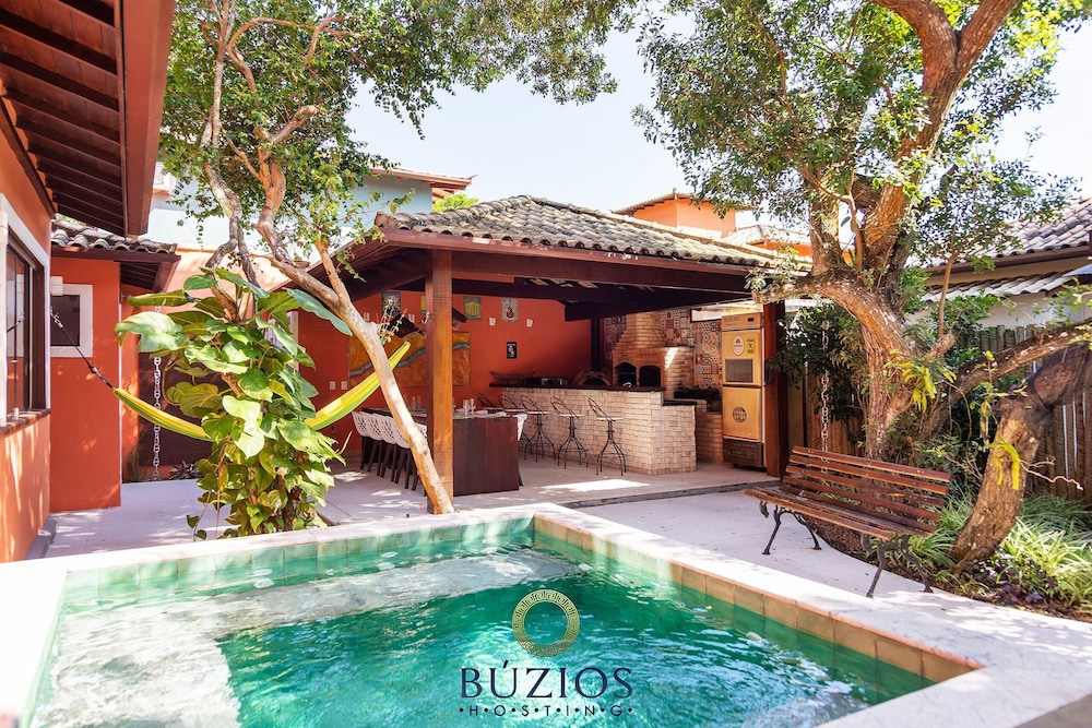 Bz37 Casa com Piscina a 200M da praia — 4-Star Luxury Hotel in Armacao De Buzios, Brasil