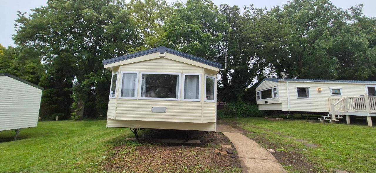 Excellent Static Caravan in Shanklin, United Kingdom