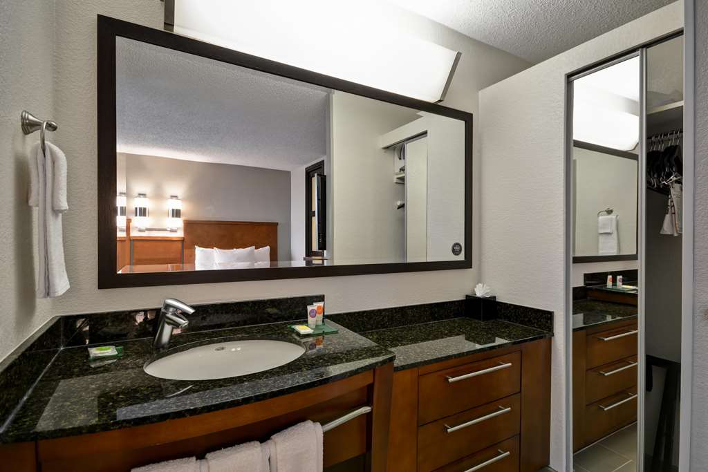 Hyatt Place Miami Airport West Doral - photo 18