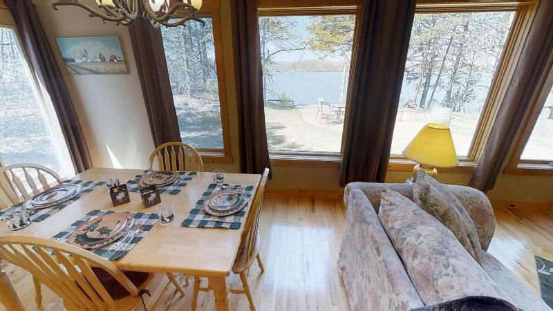 Lakefront Hideaway - photo 19