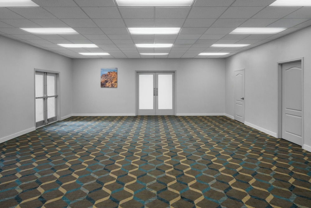Fairfield Inn Santa Clarita Valencia - photo 23