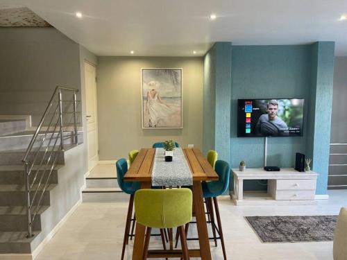 Swakop Lofts #6 Self catering Accommodation — 4-Star Luxury Hotel in Swakopmund, Namibia