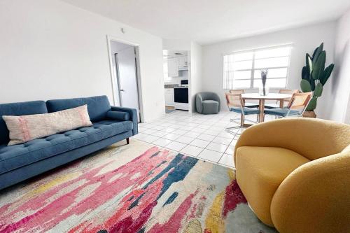 Quiet Beachfront Apartment next to Lido Beach — 4-Star Luxury Hotel in Sarasota, United States