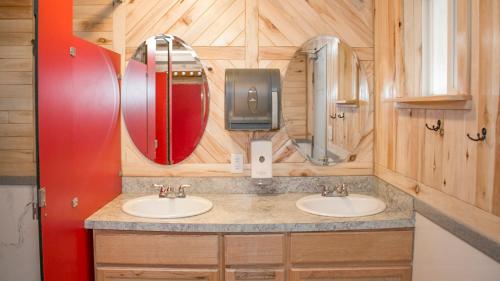 Moab RV Resort Glamping Tipi OKTP 53 - last minute hotel in Moab