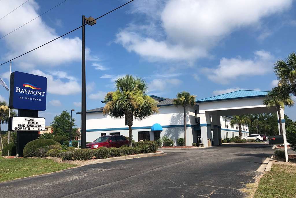 Baymont by Wyndham North Myrtle Beach - carbon neutral hotel in North Myrtle Beach