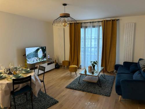 Close To Paris for Work Or Family — hotel in Creteil