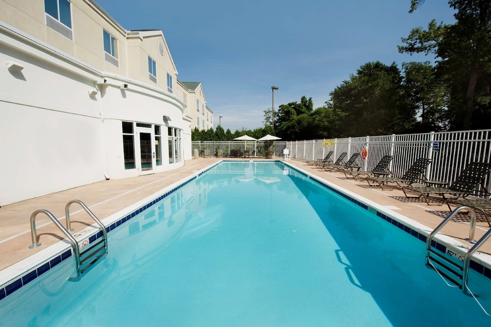 Hilton Garden Inn Solomons - photo 18