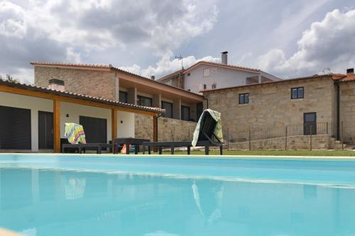 Casa Da Marquinhas Turismo Rural 20428807 — Valpacos
