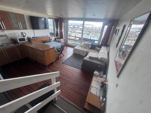 Logement Entier Dans Le Port de Deauville in Deauville, France