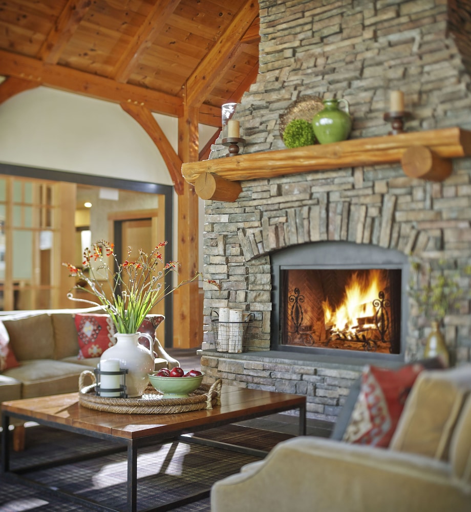 Green Mountain Suites Hotel - photo 4