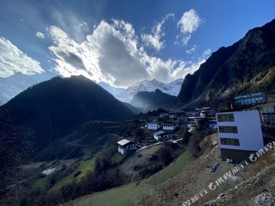 Deqin Meet Meili View Hotel in Shengping, People's Republic of China