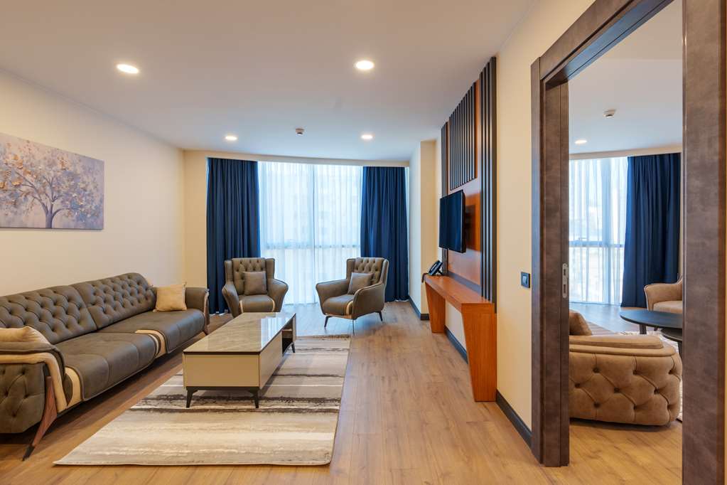 Executive Suite