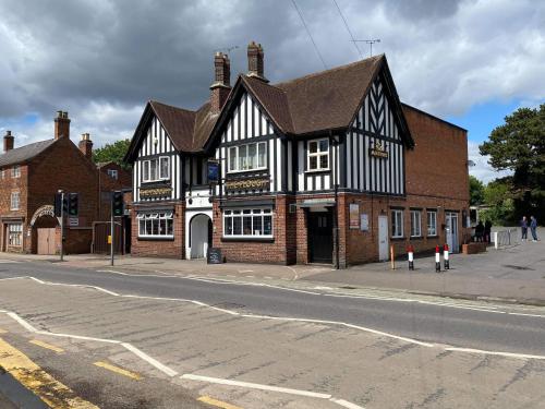 The Plough Inn Wigston — 4-Star Luxury Hotel in Wigston Magna, United Kingdom