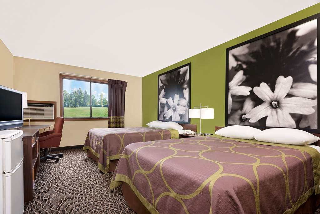 Super 8 by Wyndham Muncie Ball St. College Area - photo 13